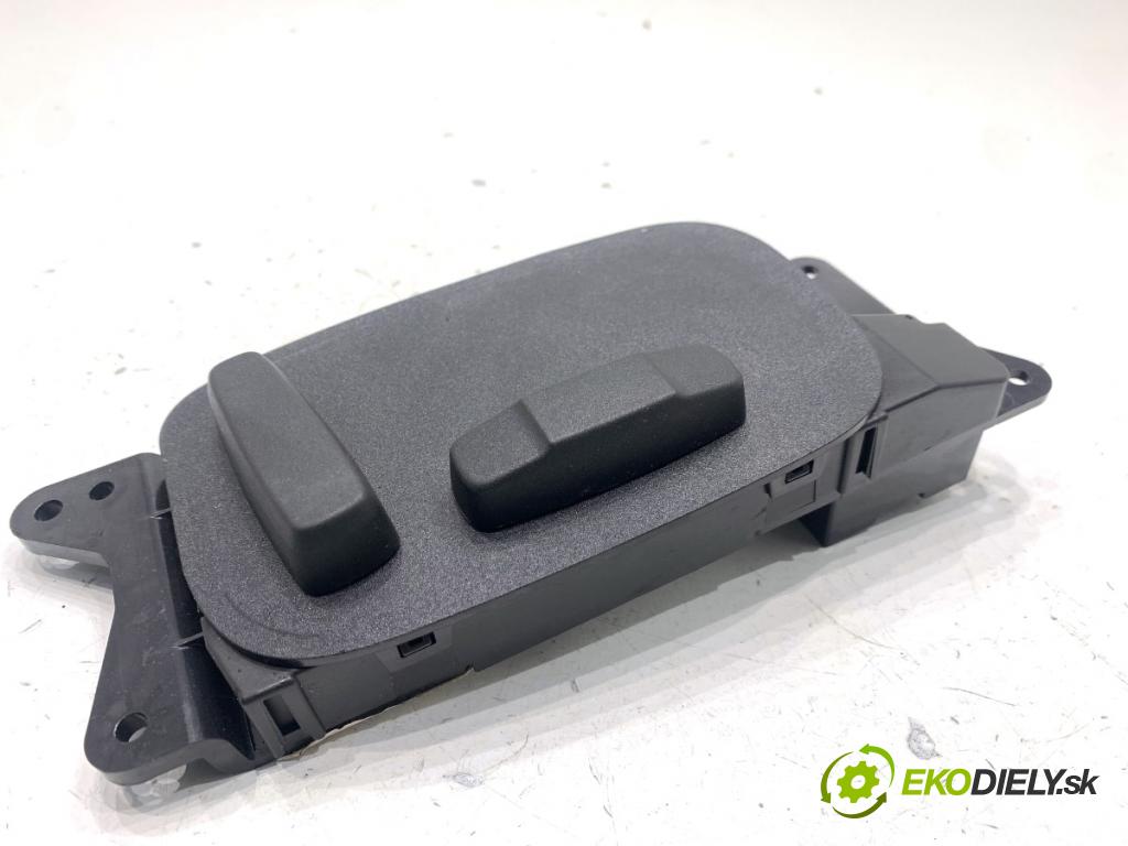 JAGUAR E-PACE SUV 2020 132 kW 2.0 D180 AWD 1999 Panel Prepínač sedačky PGX73-14B566-BA