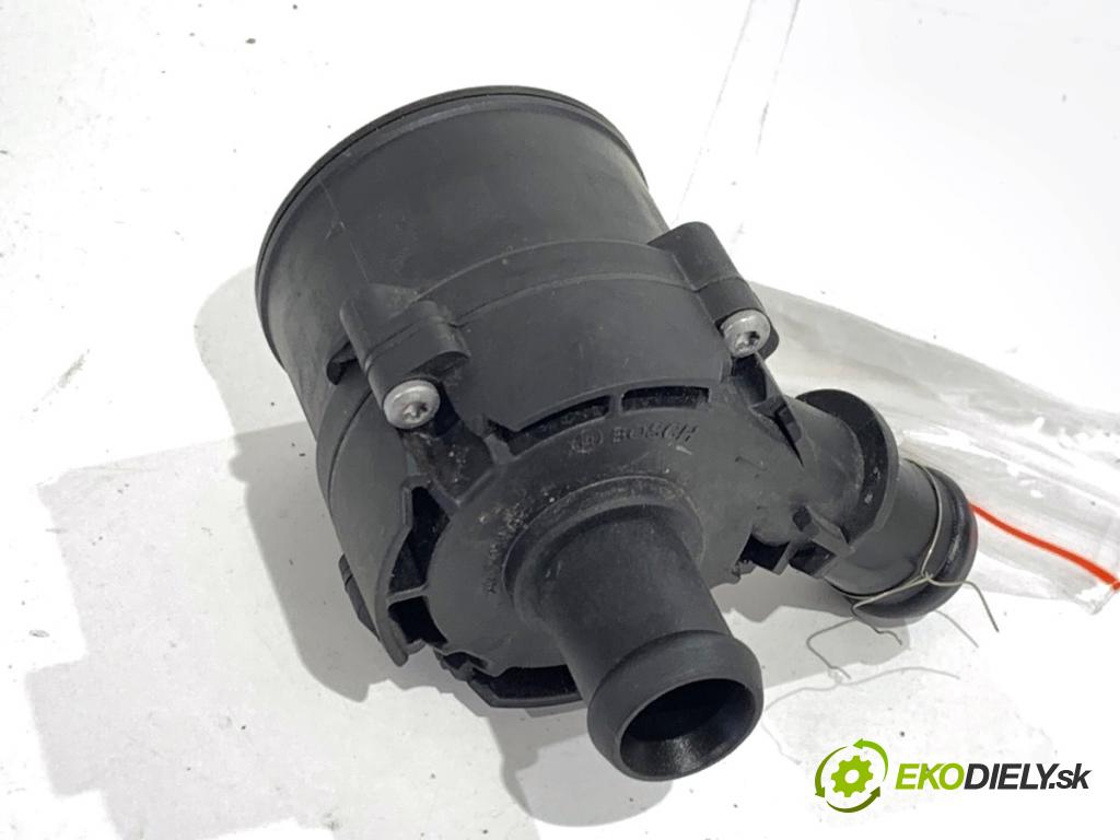 JAGUAR E-PACE SUV 2020 132 kW 2.0 D180 AWD 1999 DALŠÍ: pumpa vody DX2318D474AC (Vodní pumpa)