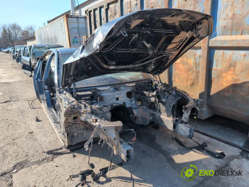 BMW G30 sedan 2022 140 kW 520 d xDrive 1995 KAROSERIA ČTVRŤÁK blatník práh střecha PODŁUŻNICA 