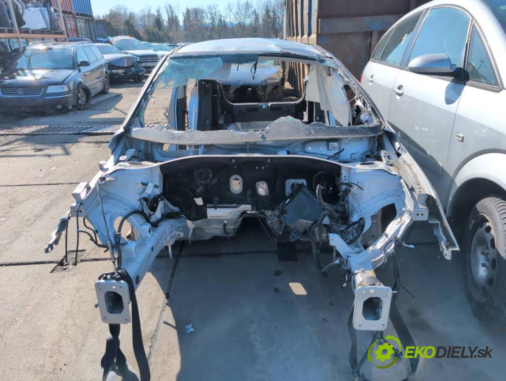 HYUNDAI i30  2024 71 kW 1.5 DPI   (1498 ccm / 71 kW / 97 KM) 1498 KAROSERIA ČTVRŤÁK blatník práh střecha PODŁUŻNICA