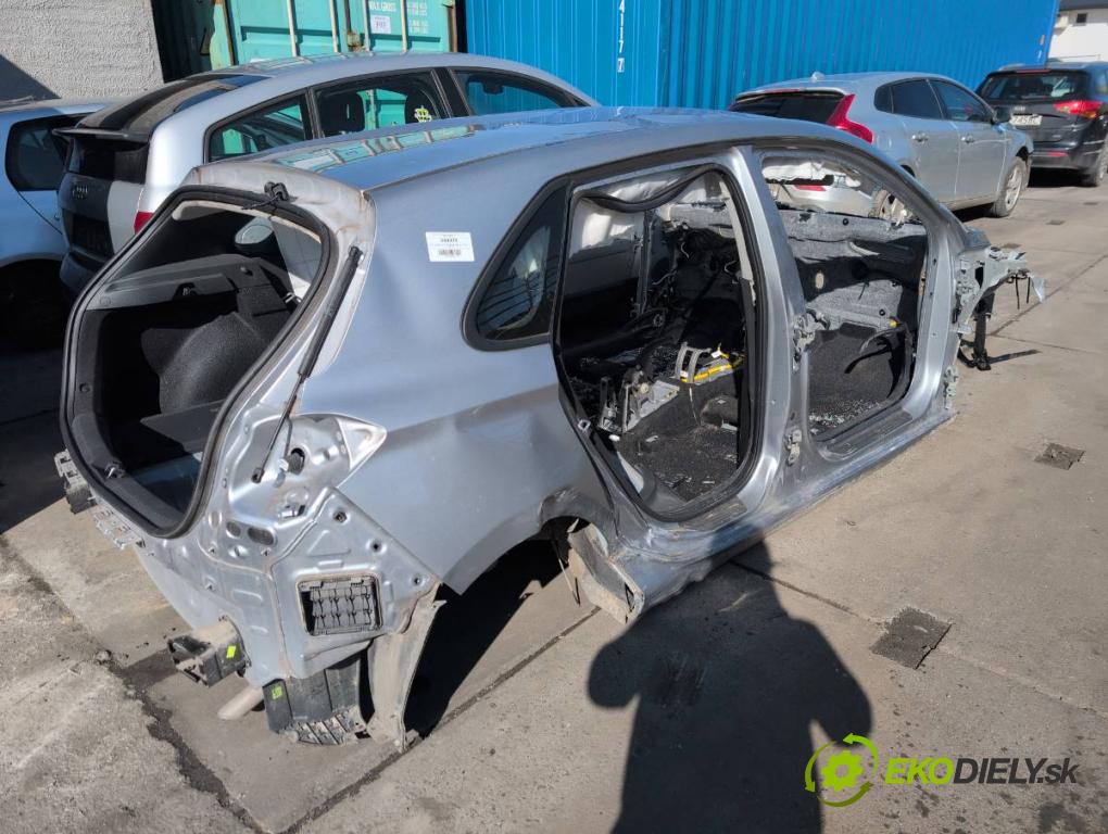 HYUNDAI i30  2024 71 kW 1.5 DPI   (1498 ccm / 71 kW / 97 KM) 1498 KAROSERIA ČTVRŤÁK blatník práh střecha PODŁUŻNICA