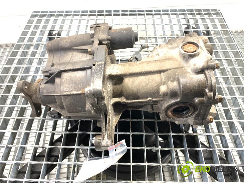 HYUNDAI ix35 SUV 2013 135 kW 2.0 CRDi 4WD 1995 Most ,diferenciál zad