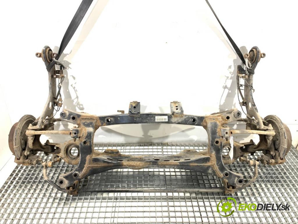 HYUNDAI ix35 SUV 2013 135 kW 2.0 CRDi 4WD 1995 Výstuha zad 55405-2S110