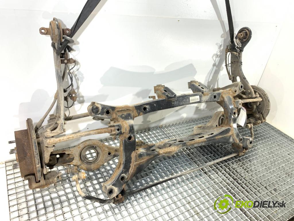 HYUNDAI ix35 SUV 2013 135 kW 2.0 CRDi 4WD 1995 Výstuha zad 55405-2S110