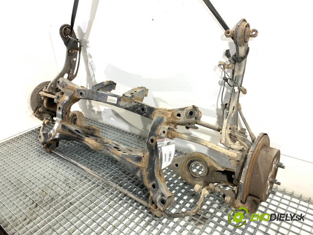 HYUNDAI ix35 SUV 2013 135 kW 2.0 CRDi 4WD 1995 Výstuha zad 55405-2S110