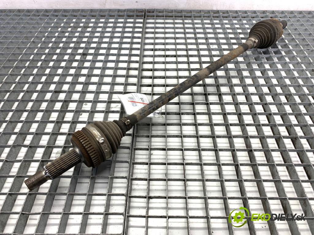 HYUNDAI ix35 SUV 2013 135 kW 2.0 CRDi 4WD 1995 Poloos pravy zad