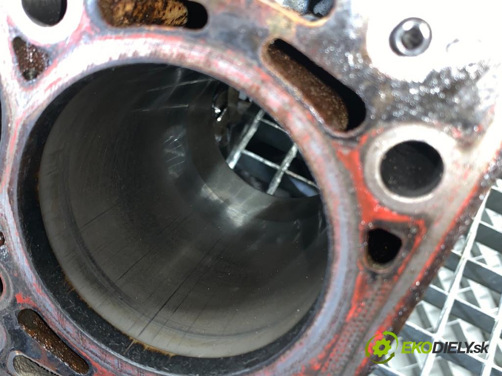 AUDI A6 C7 Kombi 2016 160 kW 3.0 TDI quattro 2967 JEDNOTKA: motora 059011GS 059023BQ (Blok motoru)