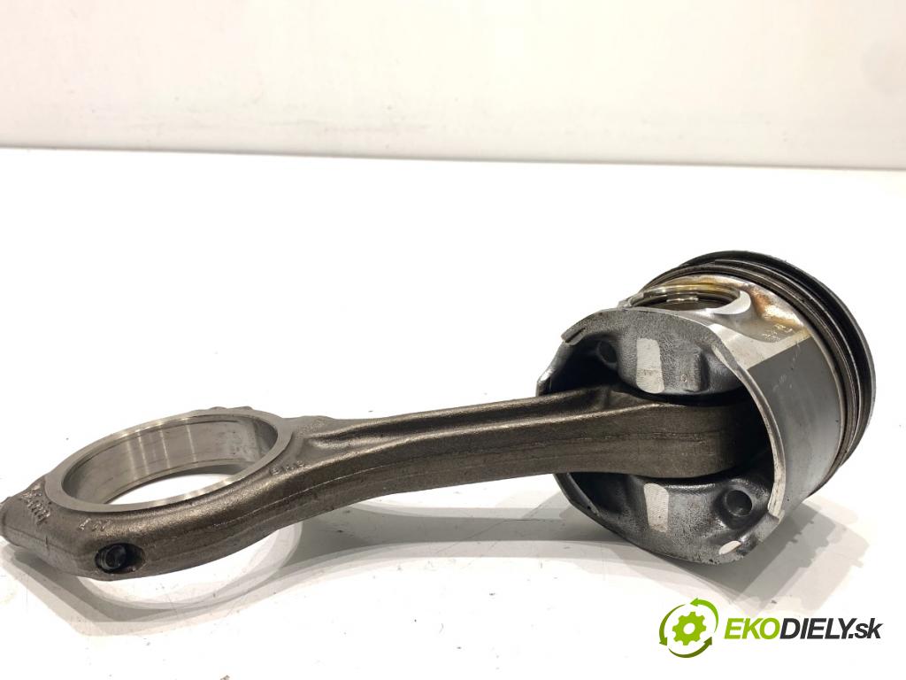 AUDI A6 C7 Kombi 2016 160 kW 3.0 TDI quattro 2967 PIEST: ojnica 59AE (Piest)