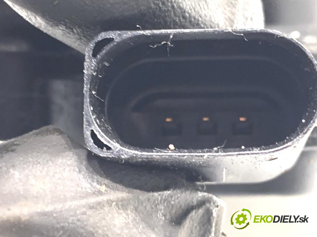 AUDI A6 C7 Kombi 2016 160 kW 3.0 TDI quattro 2967 Snímač hladiny oleja 079907660A (Snímač)