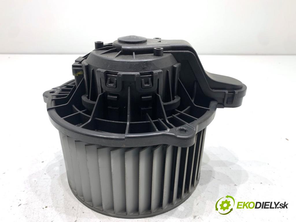 HYUNDAI ix35 SUV 2013 135 kW 2.0 CRDi 4WD 1995 ventilátor kúrenia F00S3B2441