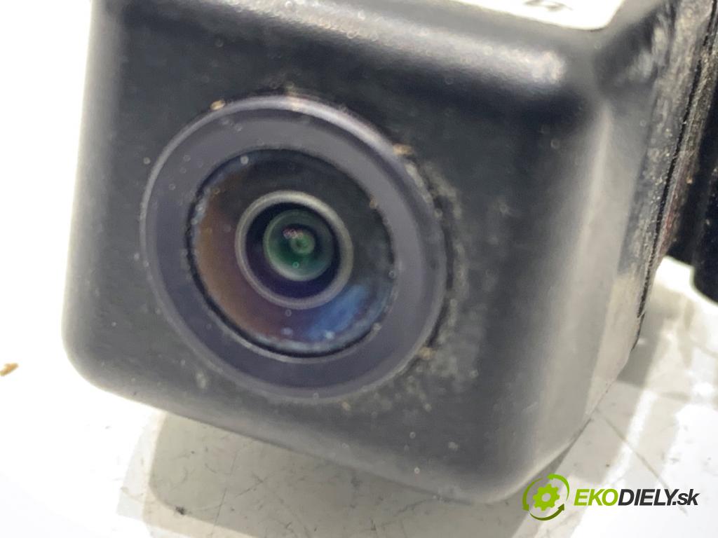 HYUNDAI ix35 SUV 2013 135 kW 2.0 CRDi 4WD 1995 KAMERA ZPĚT: 95790-2S112