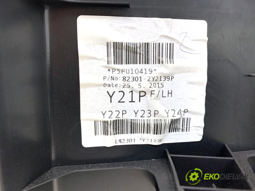 HYUNDAI ix35 SUV 2013 135 kW 2.0 CRDi 4WD 1995 čalúnenie Dvere ľavy predný