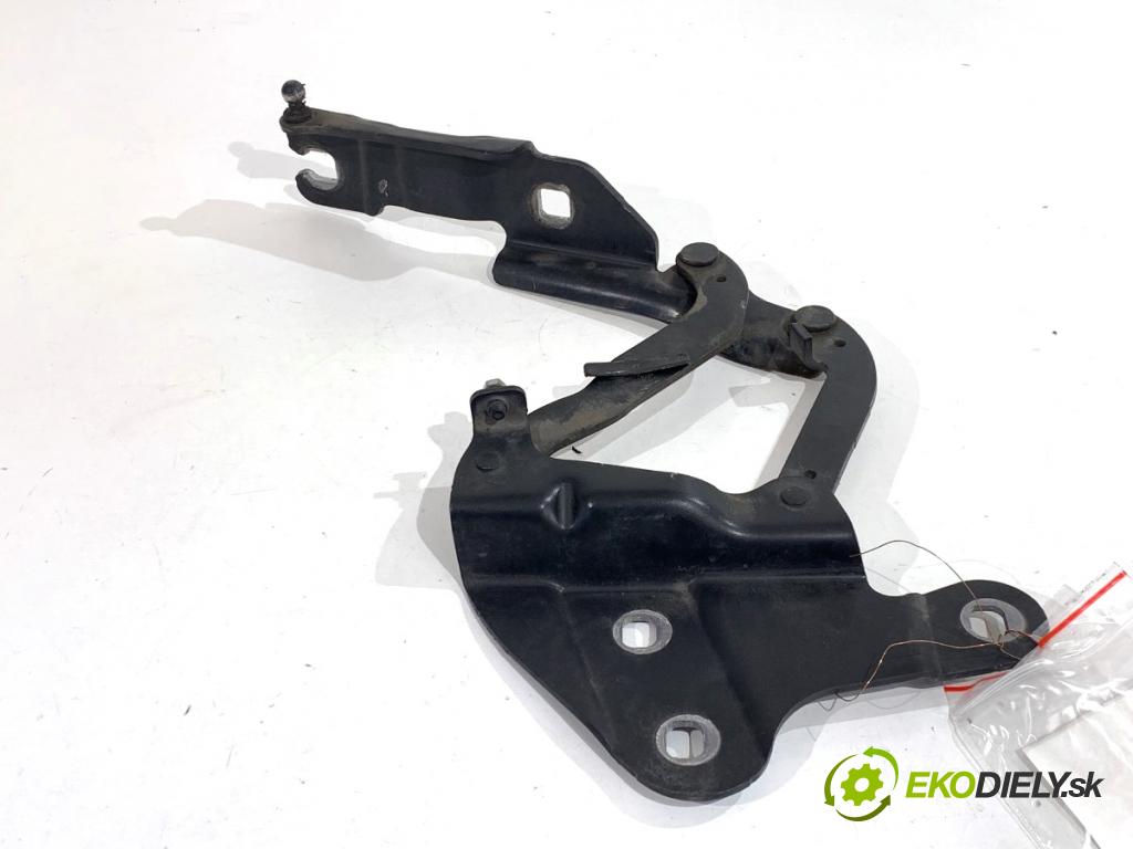 BMW E84 SUV 2013 85 kW sDrive 16 d 1995 Záves kapoty pravy predný 2990360