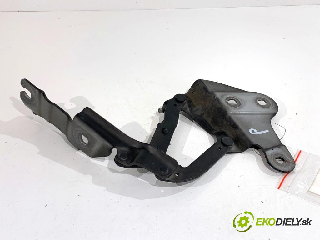 BMW E84 SUV 2013 85 kW sDrive 16 d 1995 Záves kapoty pravy predný 2990360