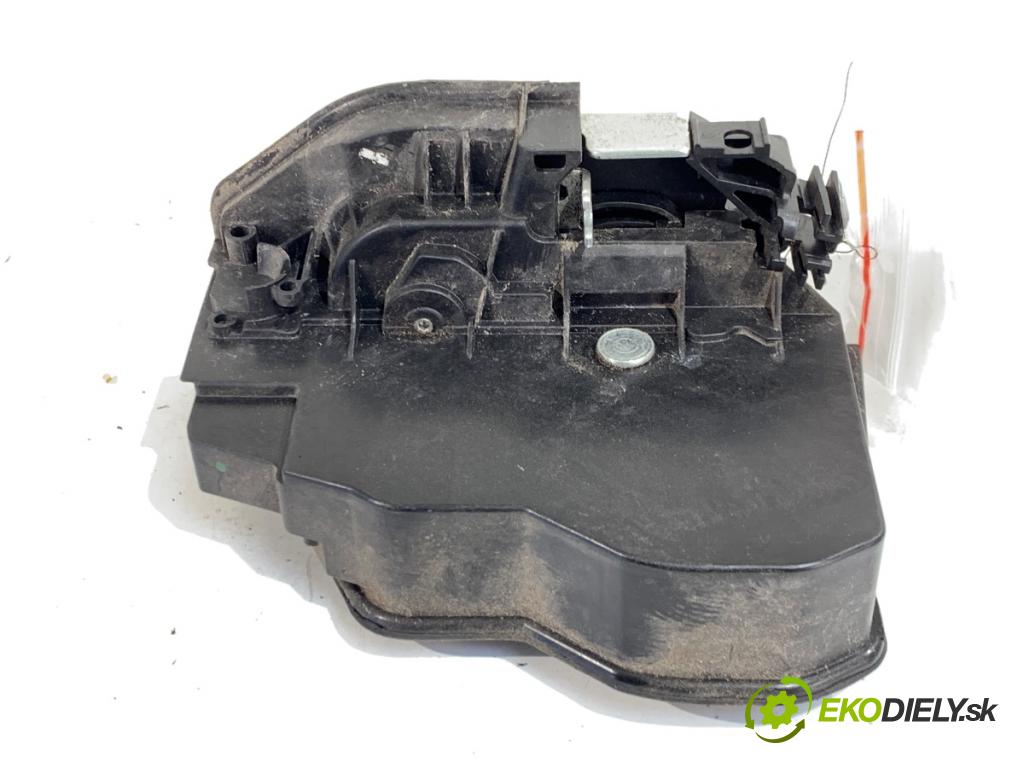 BMW E84 SUV 2013 85 kW sDrive 16 d 1995 zámok dveře levý zadní část