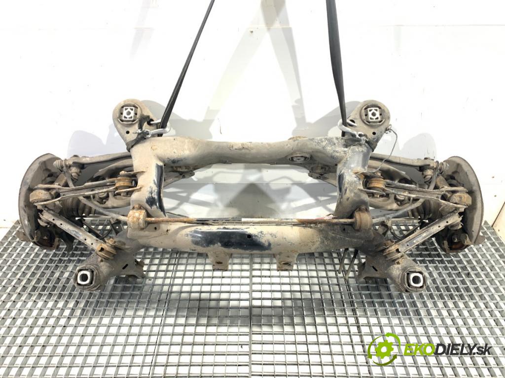 BMW E84 SUV 2013 85 kW sDrive 16 d 1995 Výstuha zad 6792474