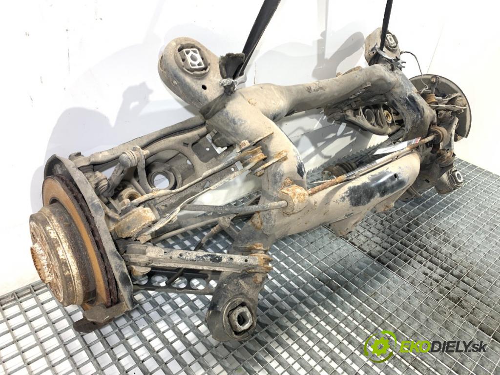 BMW E84 SUV 2013 85 kW sDrive 16 d 1995 Výstuha zad 6792474