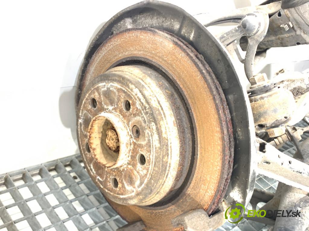 BMW E84 SUV 2013 85 kW sDrive 16 d 1995 Výstuha zad 6792474