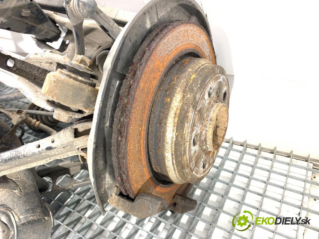 BMW E84 SUV 2013 85 kW sDrive 16 d 1995 Výstuha zad 6792474