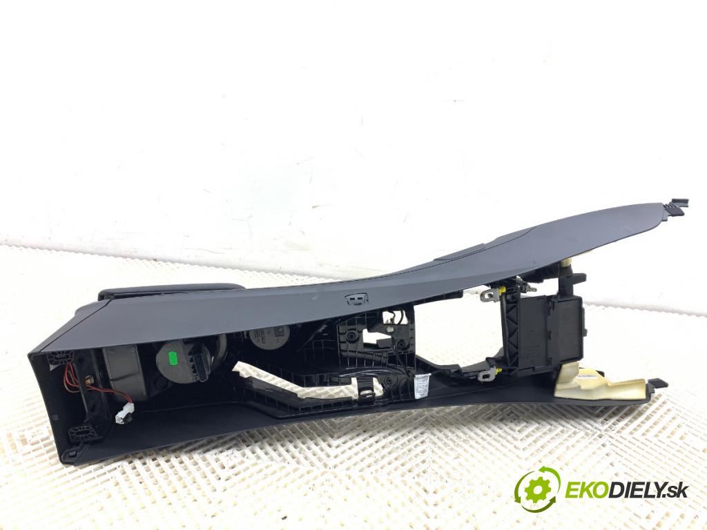 BMW E84 SUV 2013 85 kW sDrive 16 d 1995 Tunel stredový opierka