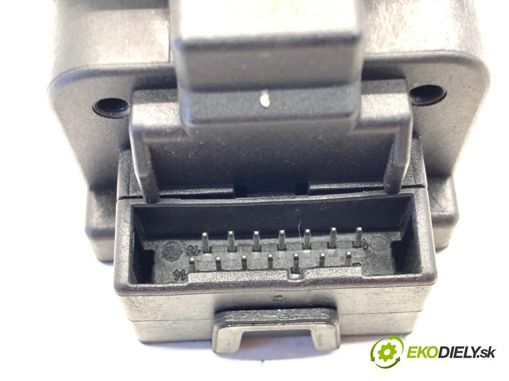 BMW E84 SUV 2013 85 kW sDrive 16 d 1995 spínačka 9194399 (Spínací skříňka)