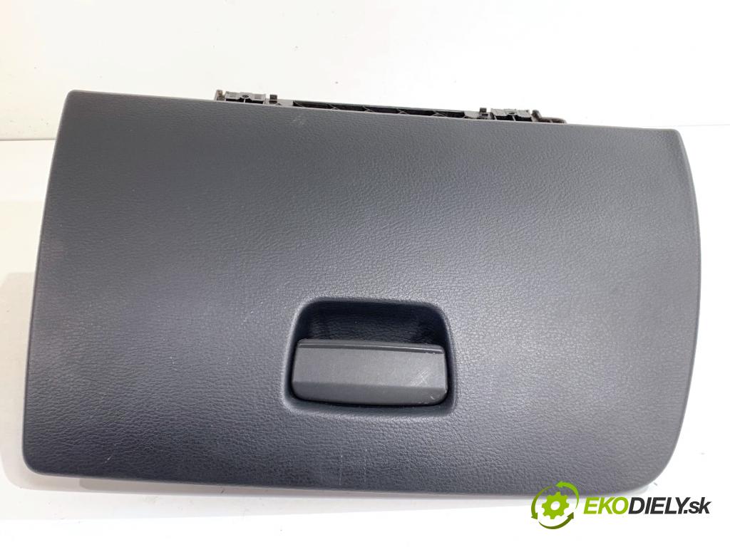 BMW E84 SUV 2013 85 kW sDrive 16 d 1995 Priehradka, kastlík spolujazdca  (Priehradka (kastlík))