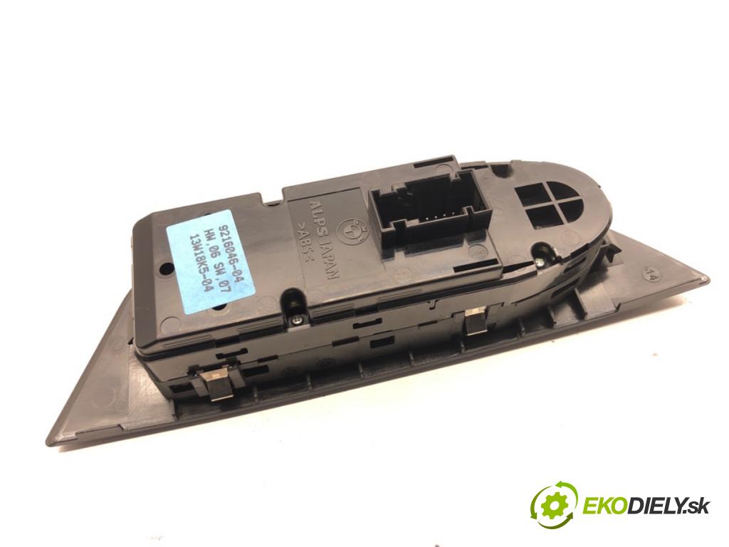 BMW E84 SUV 2013 85 kW sDrive 16 d 1995 Prepínač okien 9216046 (Prepínacie páčky pod volantom)