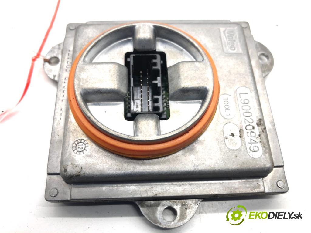 BMW E84 SUV 2013 85 kW sDrive 16 d 1995 měnič XENON 7342174 (Řídící jednotka xenonu)