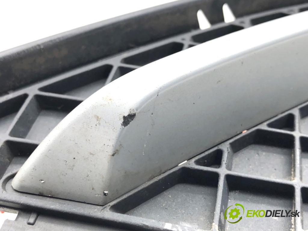 BMW E84 SUV 2013 85 kW sDrive 16 d 1995 mří nárazníka levý přední část