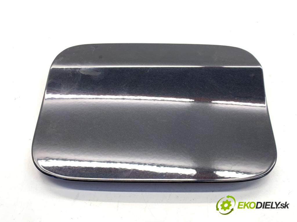 BMW E84 SUV 2013 85 kW sDrive 16 d 1995 dvířka nádrže paliva  (Klika dveří ostatní)