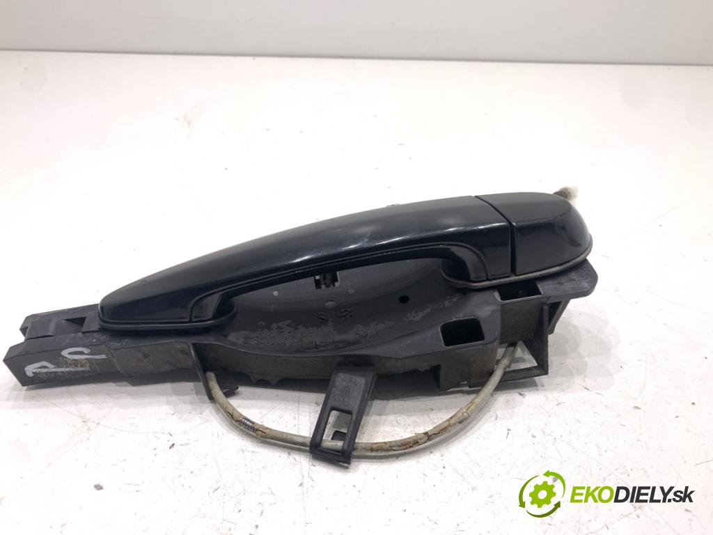 BMW E84 SUV 2013 85 kW sDrive 16 d 1995 klika vnejší pravý přední část 