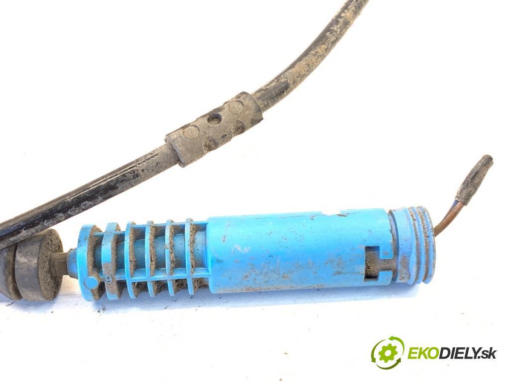 BMW E84 SUV 2013 85 kW sDrive 16 d 1995 snímač ABS levý zadní část 0265008238