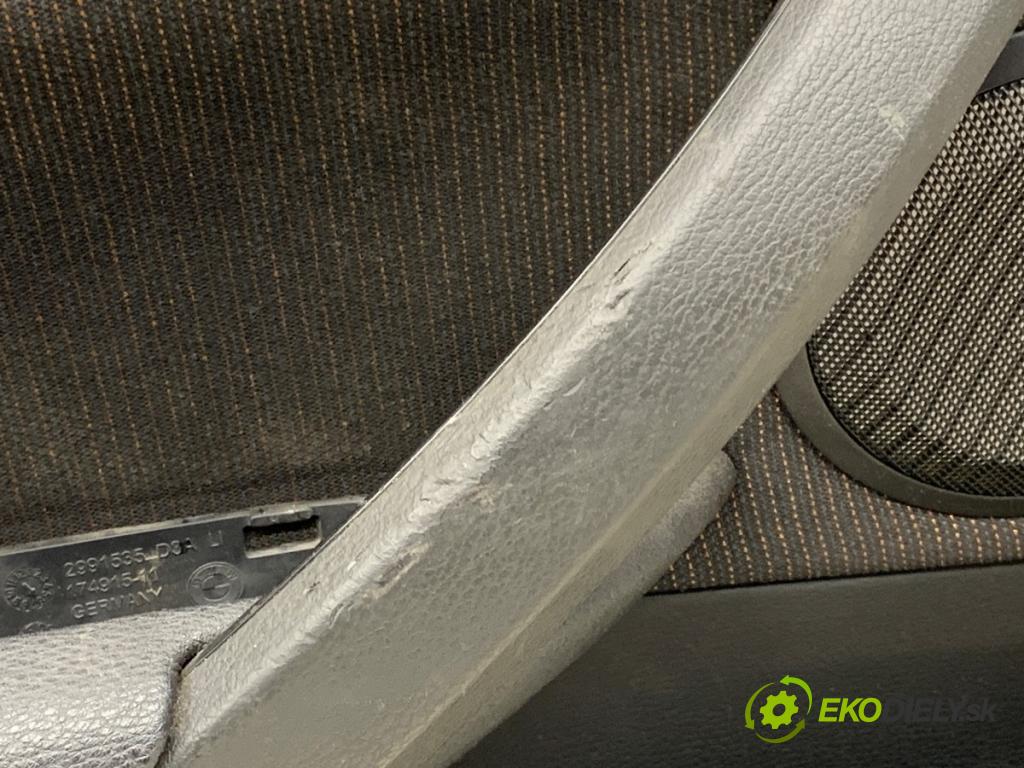 BMW E84 SUV 2013 85 kW sDrive 16 d 1995 ča dveře levý přední část