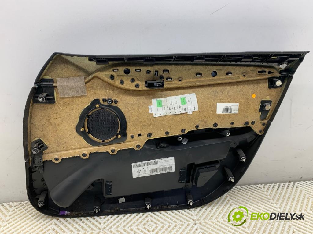 BMW E84 SUV 2013 85 kW sDrive 16 d 1995 ča dveře levý přední část