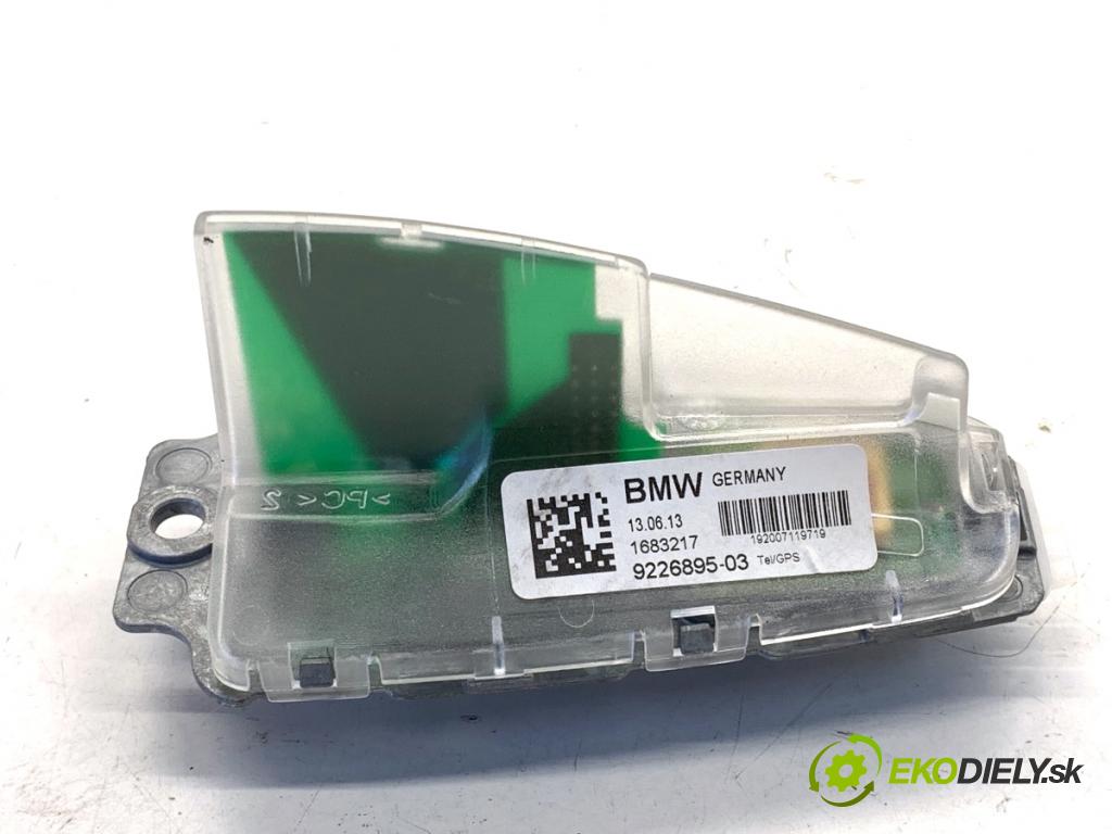 BMW E84 SUV 2013 85 kW sDrive 16 d 1995 ANTENA 9226895