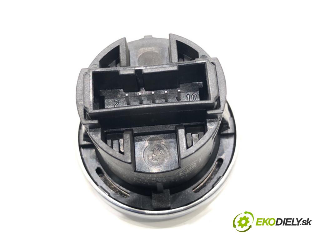 BMW E84 SUV 2013 85 kW sDrive 16 d 1995 vypínač ZAPALOVÁNÍ: START/STOP 6949913