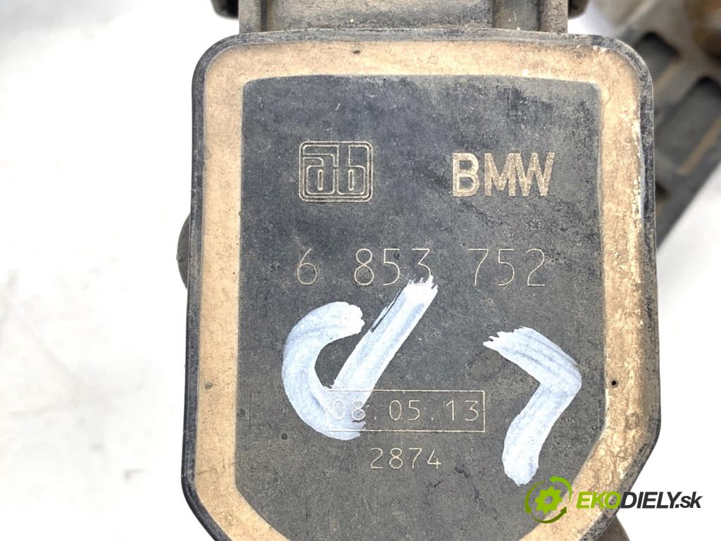 BMW E84 SUV 2013 85 kW sDrive 16 d 1995 Snímač XENON predný ľavy 6853752