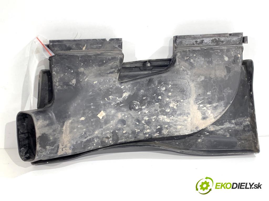 BMW E84 SUV 2013 85 kW sDrive 16 d 1995 volant vzduchu 7798772