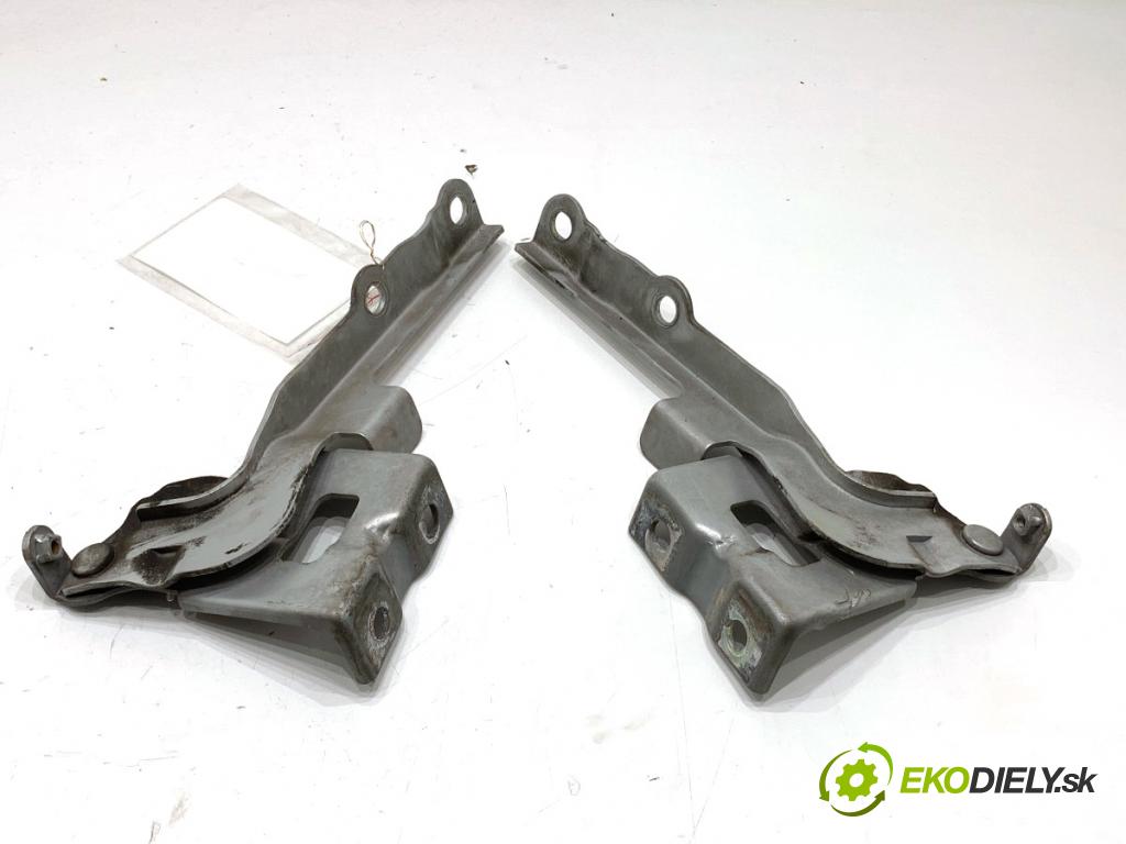 HYUNDAI ix35 SUV 2013 135 kW 2.0 CRDi 4WD 1995 závesky kapoty