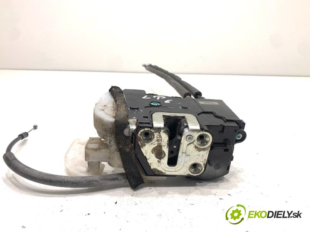 HYUNDAI ix35 SUV 2013 135 kW 2.0 CRDi 4WD 1995 zámok Dvere ľavy predný 81310-2Y000