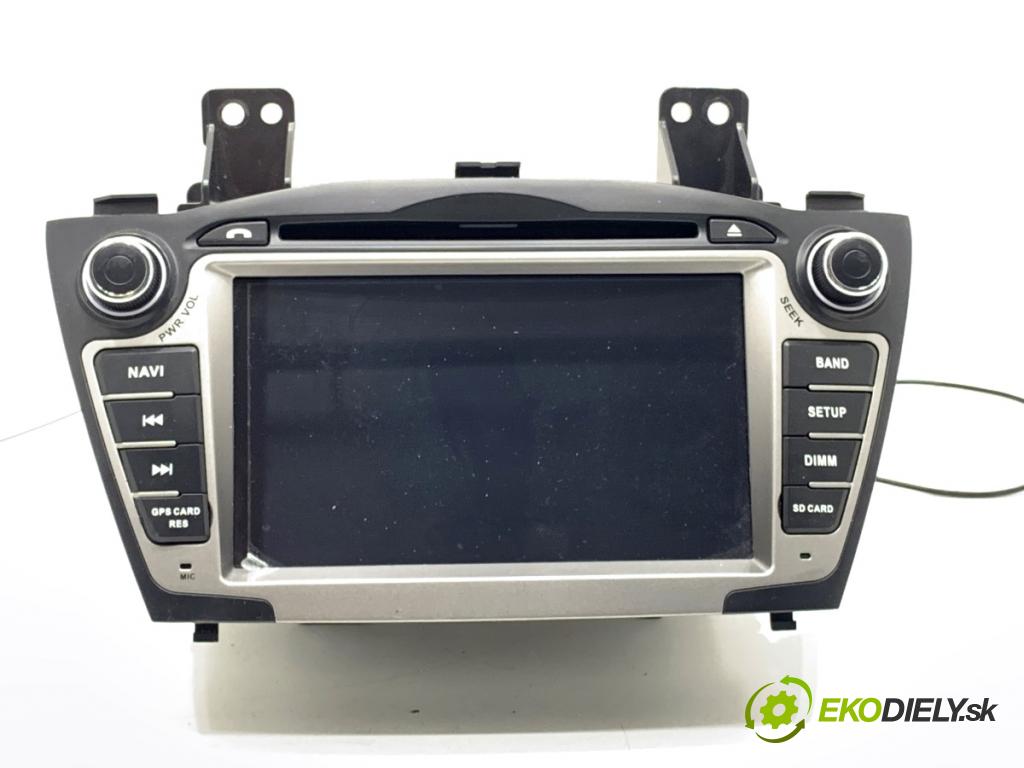 HYUNDAI ix35 SUV 2013 135 kW 2.0 CRDi 4WD 1995 RADIO mavigace  (Audio zařízení)