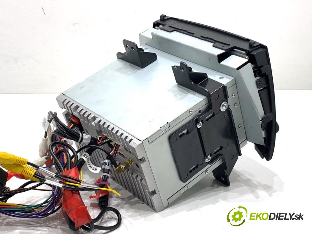 HYUNDAI ix35 SUV 2013 135 kW 2.0 CRDi 4WD 1995 RADIO mavigace  (Audio zařízení)