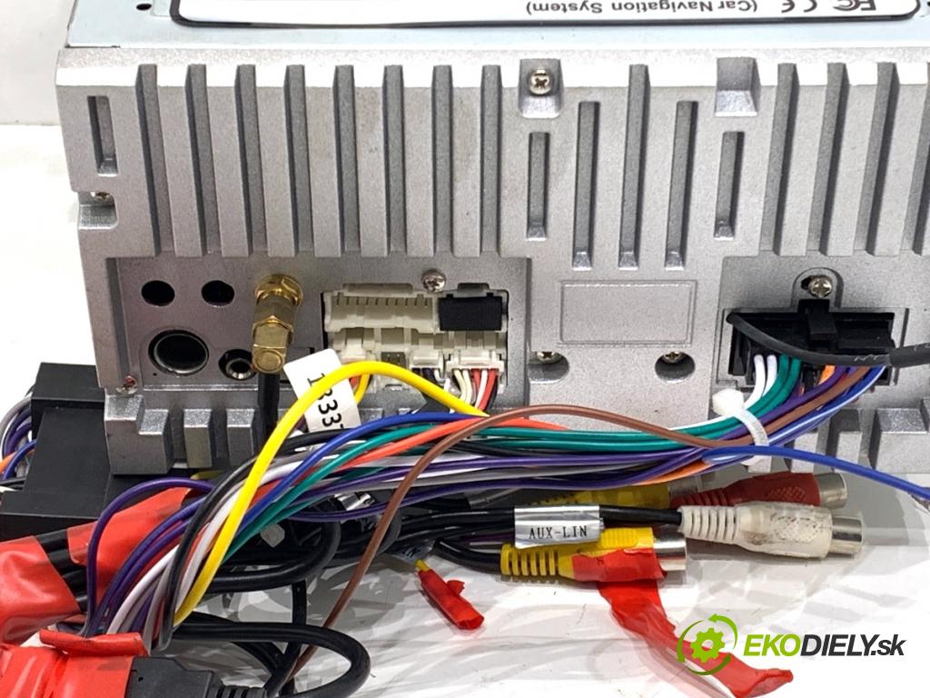 HYUNDAI ix35 SUV 2013 135 kW 2.0 CRDi 4WD 1995 RADIO mavigace  (Audio zařízení)