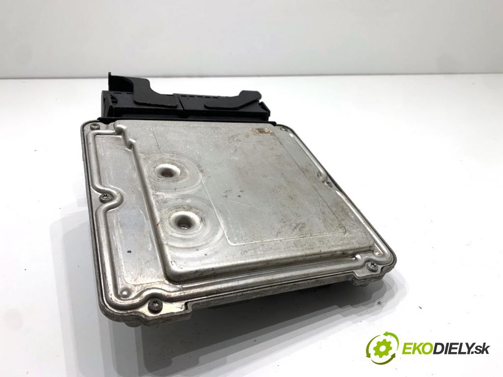 HYUNDAI ix35 SUV 2013 135 kW 2.0 CRDi 4WD 1995 řídící jednotka motora 39101-2F901 (Řídicí jednotka)