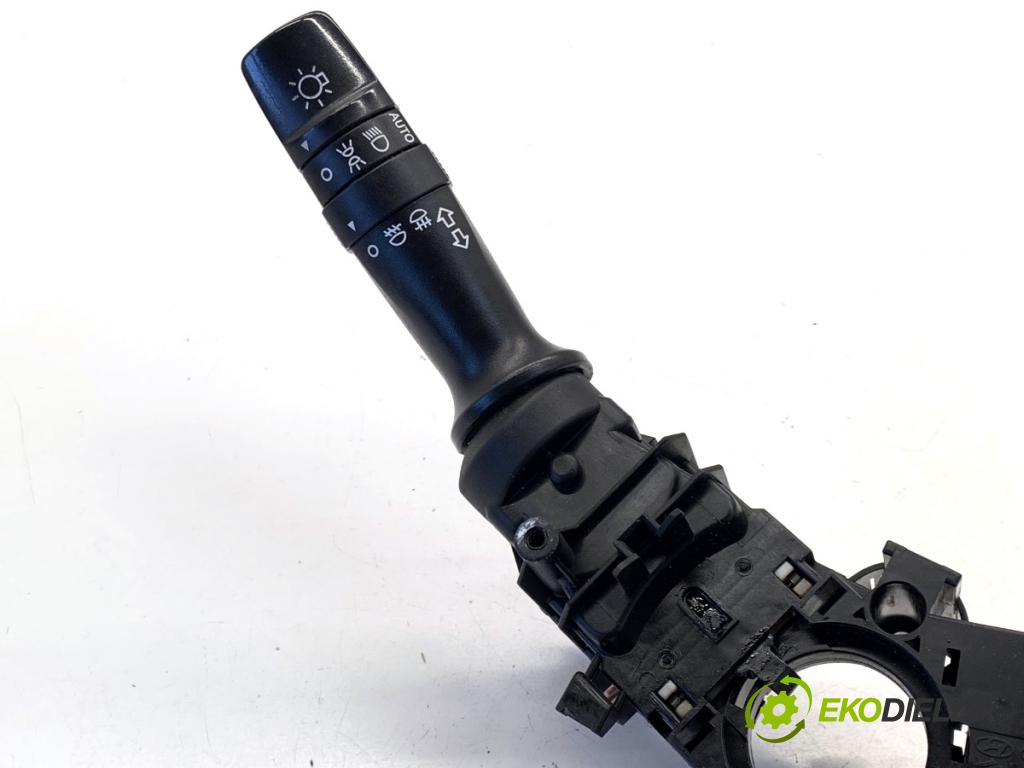 HYUNDAI ix35 SUV 2013 135 kW 2.0 CRDi 4WD 1995 Prepínač kombinovaný 3753MA-2210 (Prepínacie páčky pod volantom)