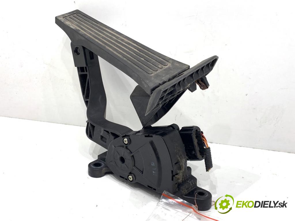 HYUNDAI ix35 SUV 2013 135 kW 2.0 CRDi 4WD 1995 potenciometr plynového pedálu 32726-2S000 (Potenciometr plynového pedálu)