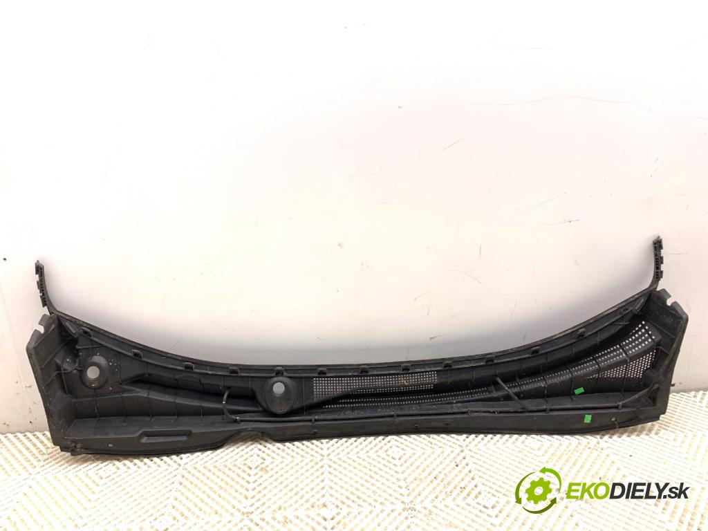 HYUNDAI ix35 SUV 2013 135 kW 2.0 CRDi 4WD 1995 torpédo plast pod čelní okno 86151-2Y000 (Plast pod čelním sklem)