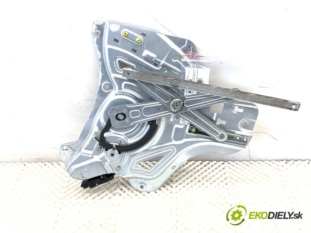 HYUNDAI ix35 SUV 2013 135 kW 2.0 CRDi 4WD 1995 Mechanizmus okna ľavy predný 82470-2Y010