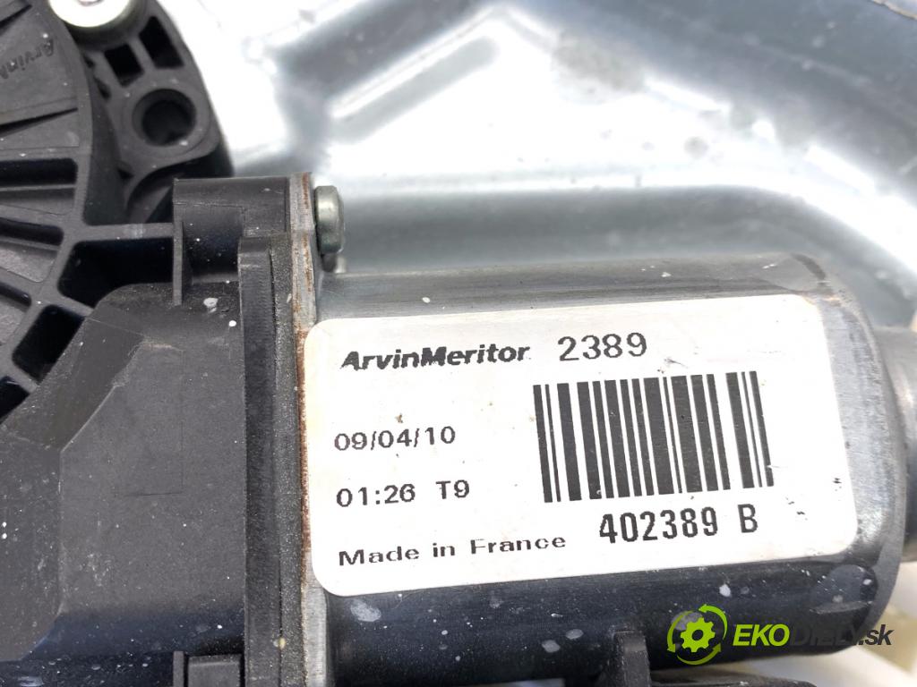 HYUNDAI ix35 SUV 2013 135 kW 2.0 CRDi 4WD 1995 Mechanizmus okna ľavy predný 82470-2Y010