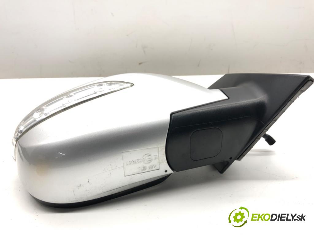 HYUNDAI ix35 SUV 2013 135 kW 2.0 CRDi 4WD 1995 Spätné zrkadlo pravy RAH